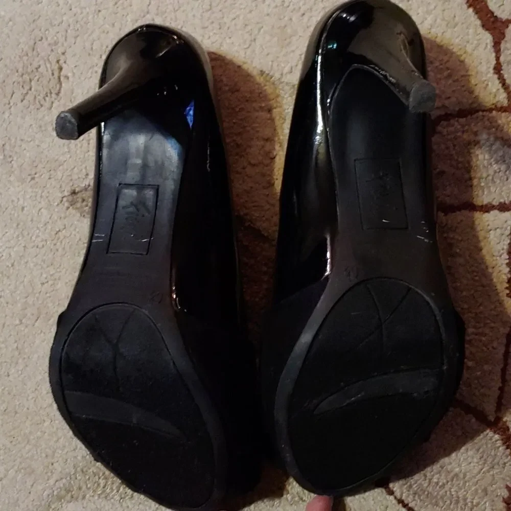 Black platforms